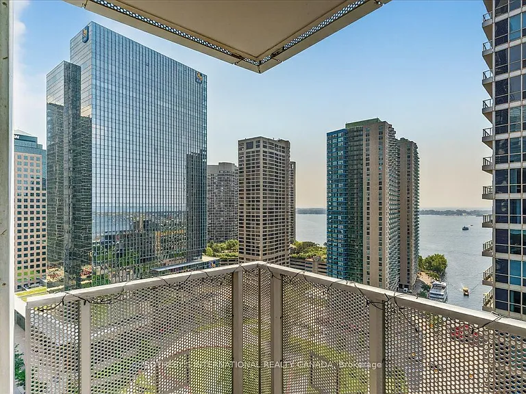10 York St #2105 — Photo 7