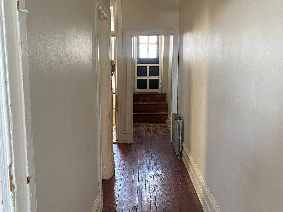 1st image of 2307 N Broad St APT 6