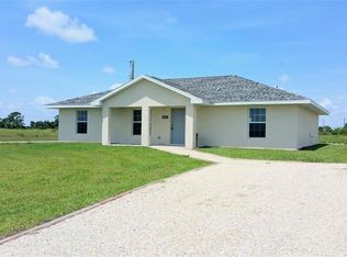 9002 N Indio Cir, Labelle, FL 33935