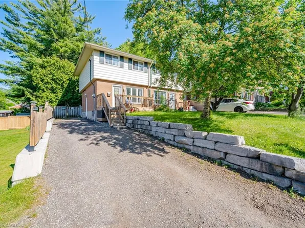 188 Edward St, Cambridge, ON N3C 1K5