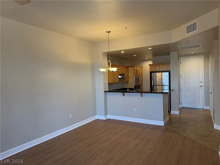 55 E Agate Ave #409 — Photo 2