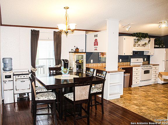 4th image of 200 Bailee Cir