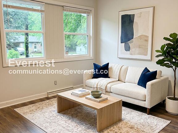 4th image of 2746 Mary Ave