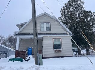 377 Alger St, Marquette, MI 49855