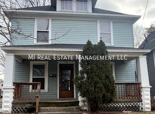 154 Straight Ave SW, Grand Rapids, MI 49504
