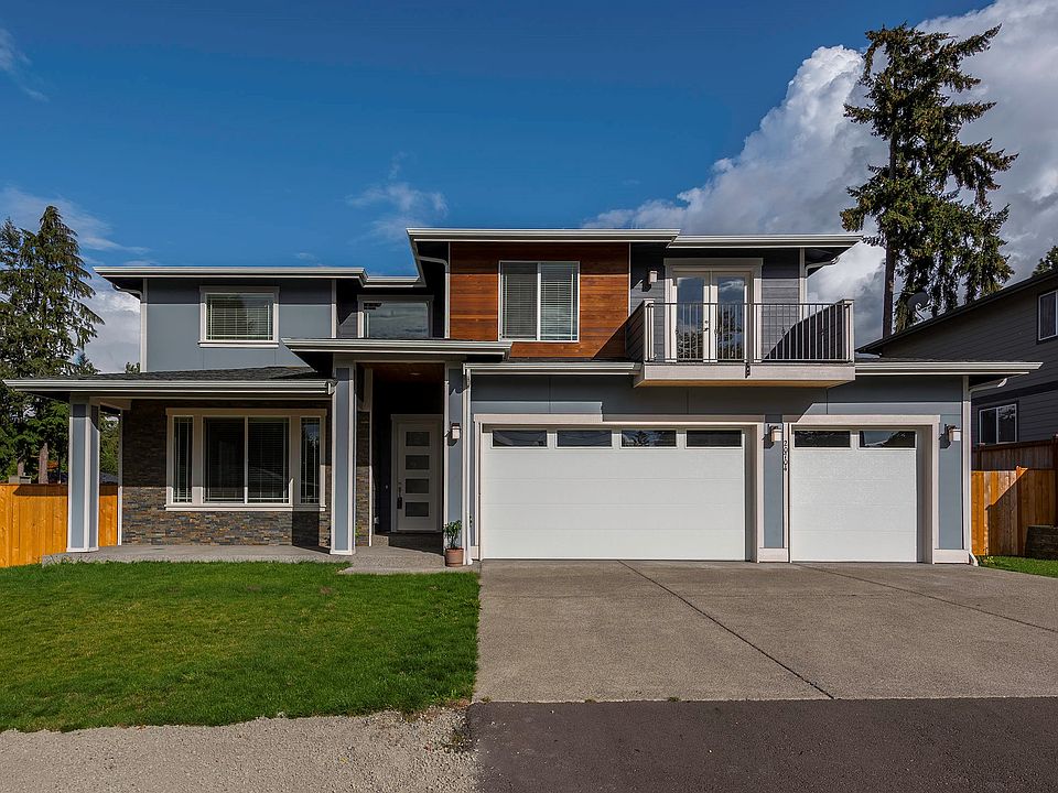 1st image of 20704 2nd Ave S