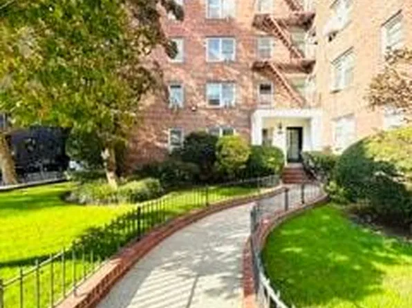 81-05 35th Avenue #3H, Jackson Heights, NY 11372