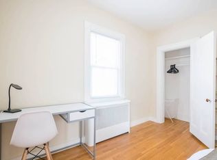 8 Eliot Ave #2-B, Chestnut Hill, MA 02467