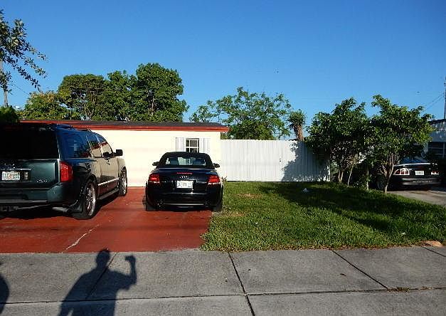 2nd image of 6104 W 14th Ave