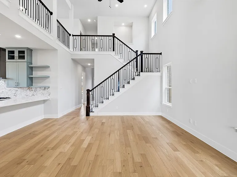 7243 Farley St — Photo 16