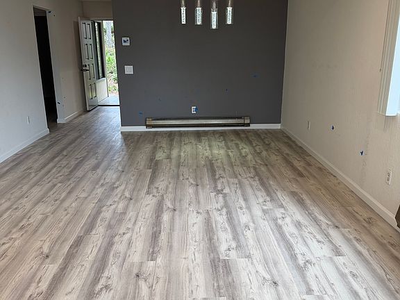 4th image of 250 Forest Ridge Rd Unit 25