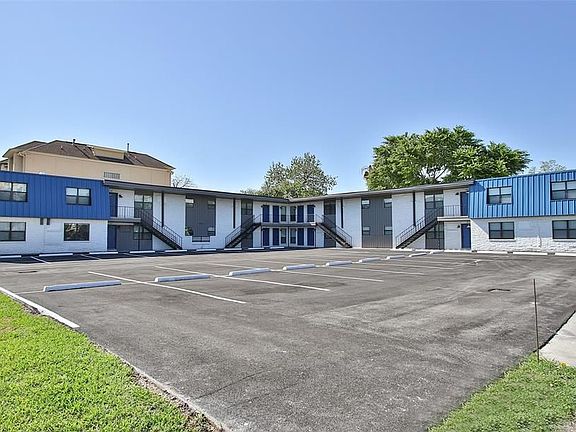 3rd image of 5201 Crawford St #3
