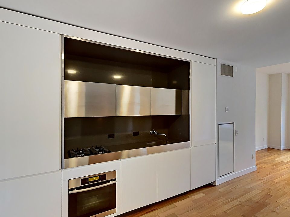 1st image of 15 William St APT 16B