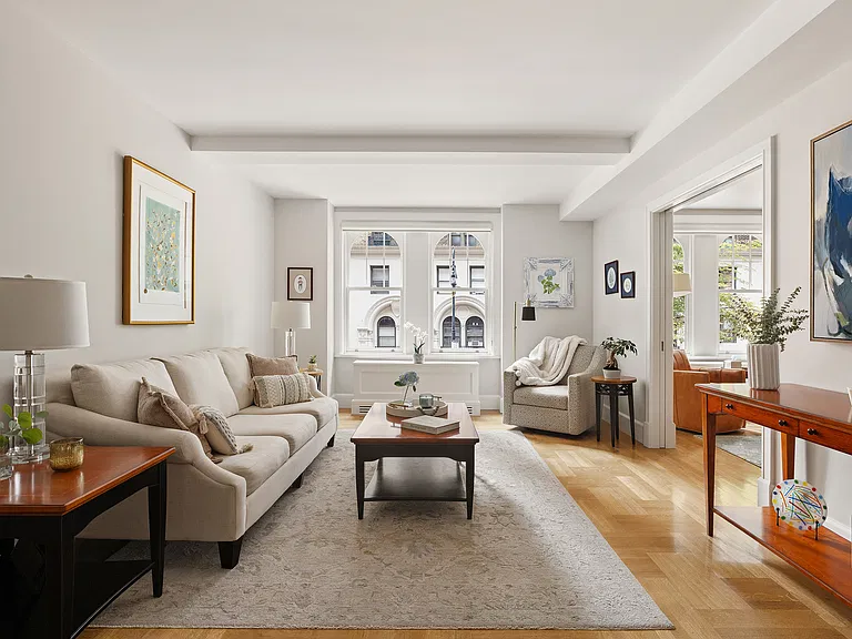 3-bedroom condo for sale in Upper West Side-Lincoln Square
