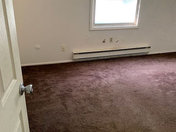 5th image of 1129-1143 W Perry St #2B-1BA-900SQFT