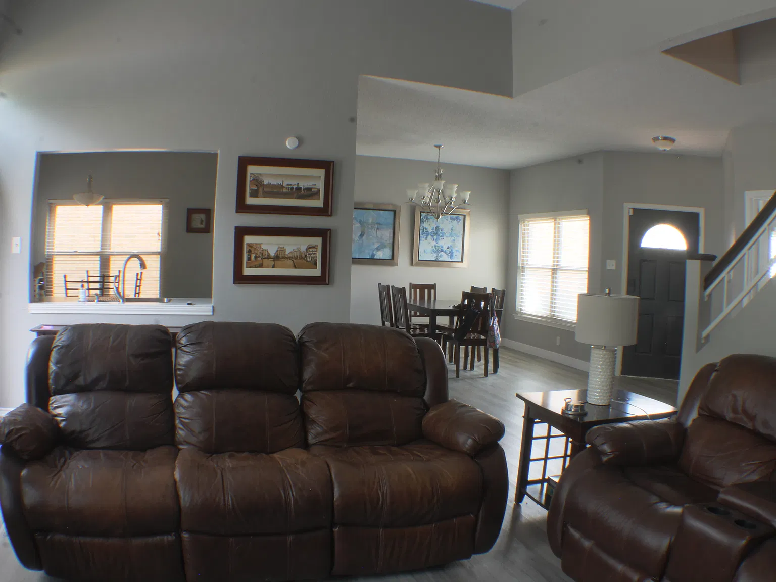 4 bed, 2265 sqft, $3,000 — Photo 4