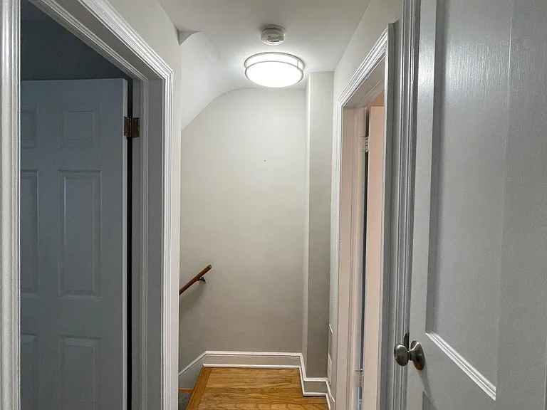 2528 N Winchester St — Photo 19