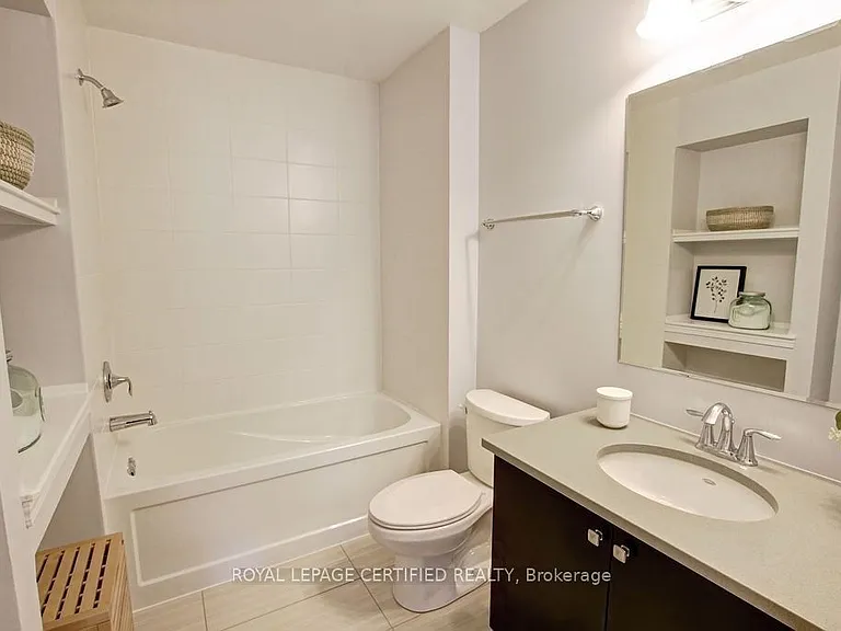 213 Betsy Dr N — Photo 6