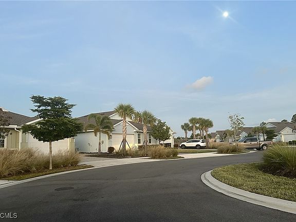 5th image of 43613 Sparrow Dr