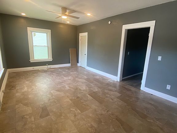 2nd image of 3279 N Detroit Ave #2