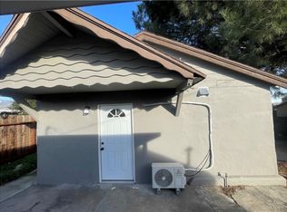 2743 NE 1/2 St, San Bernardino, CA 92405