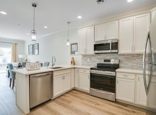 232 Echo Ln, Port Jefferson Station, NY 11776