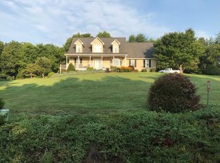 202 Kinvara Ln, Horse Shoe, NC 28742