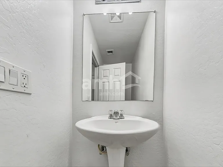 2365 E Meadow Lark Way — Photo 10