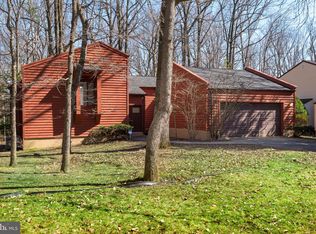 2433 Freetown Dr, Reston, VA 20191