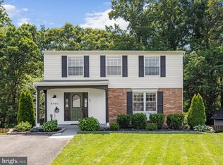 8490 Magic Tree Ct, Springfield, VA 22153
