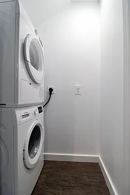 Rented by New York Realty Minimax Inc | media 13