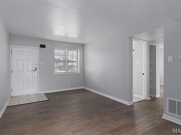 3rd image of 9102 Eager Rd