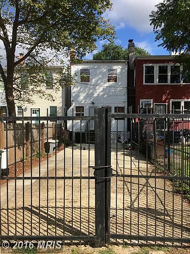 2nd image of 3602 Park Pl NW