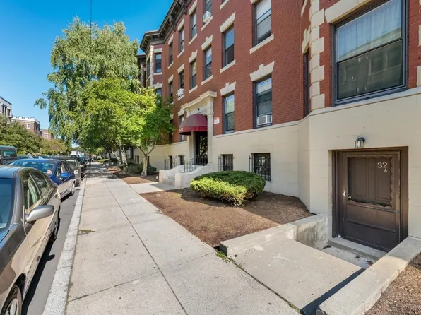 32-32A Glenville Ave, Allston, MA 02134