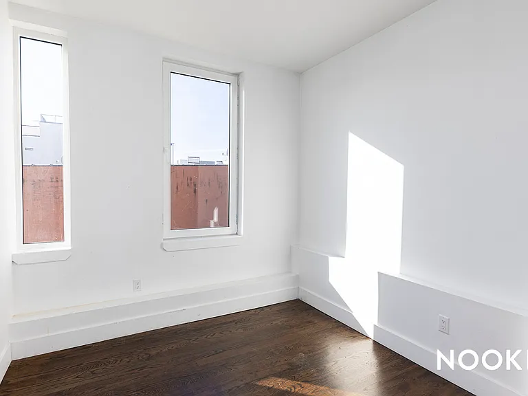 794 Rogers Ave #4D — Photo 8