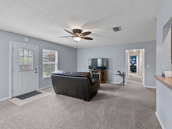 3rd image of 4088 Laurelwood Dr