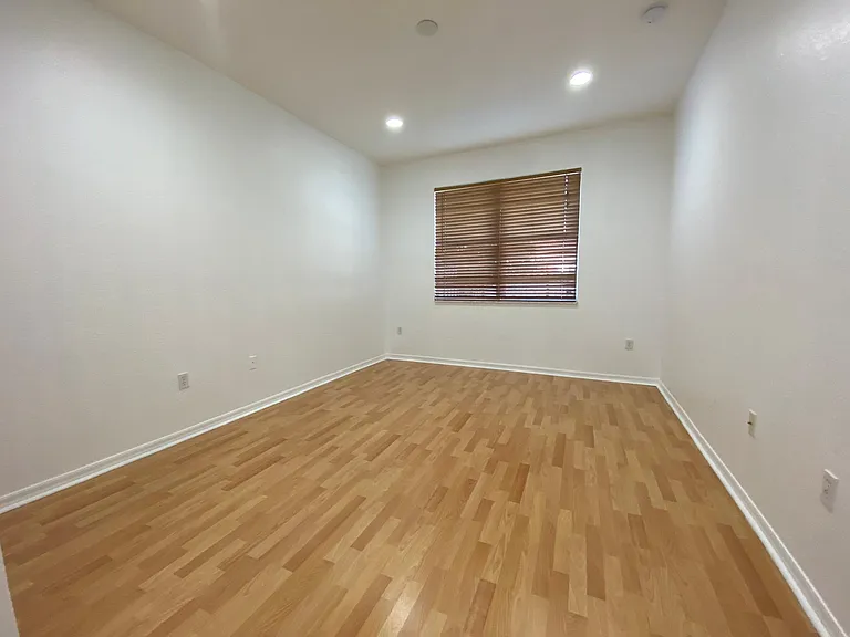 10985 SW 239th Ter — Photo 6