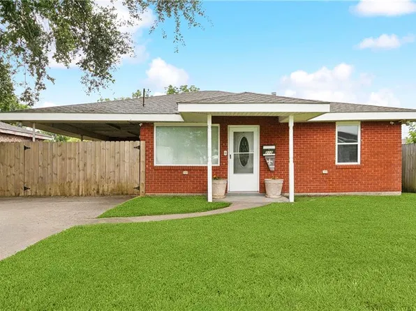 212 7th St, Bridge City, LA 70094