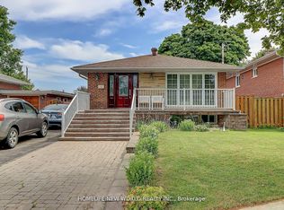 3 Lynn Gate Cres, Toronto, ON M1T2E1