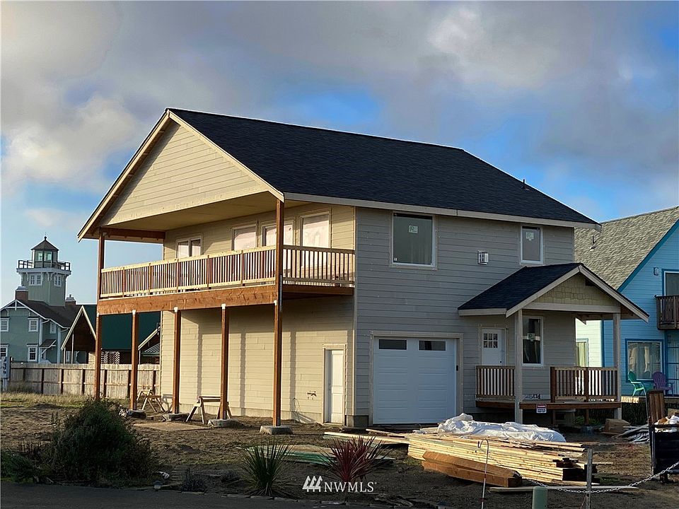1st image of 322 Marina Court