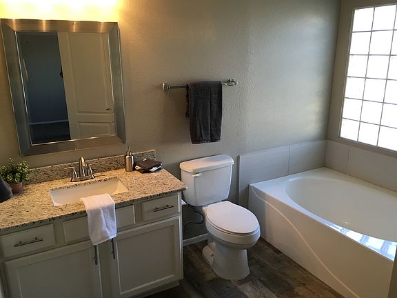 5th image of 9262 E Madero Ave