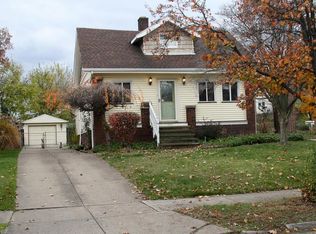 1945 Creston Ave, Cleveland, OH