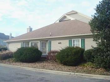 3rd image of 106 Ravenwood Ln