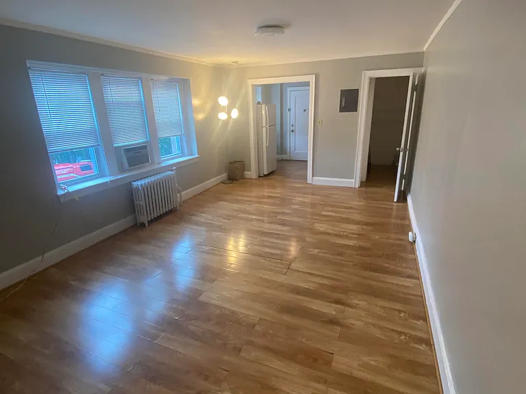 195 Burgin Pkwy #401 — Photo 7