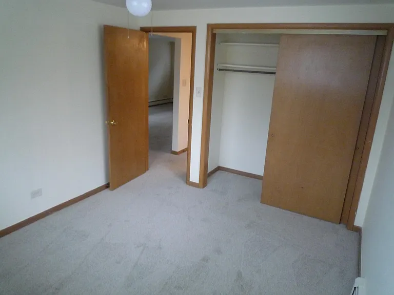 1142 N Fillmore St — Photo 9