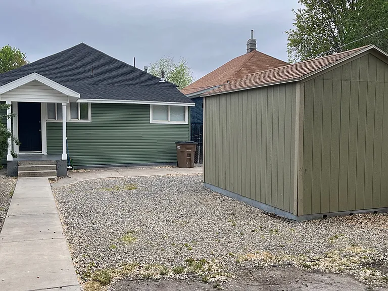 810 W Arapahoe Ave — Photo 23