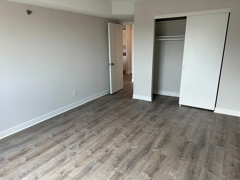 121 Washington Ave S #1412 — Photo 6