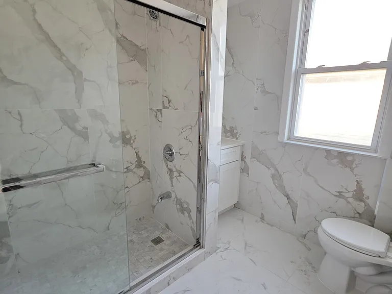 154 Weed Ave #2R — Photo 17