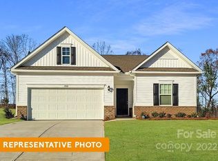 2916 Parkwest Dr, Albemarle, NC 28001
