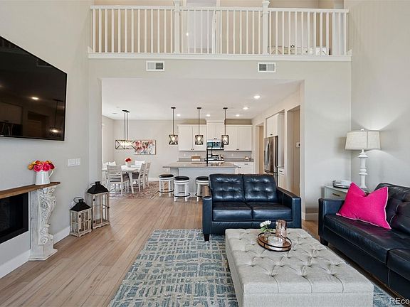 3rd image of 10062 W Victoria Place #205